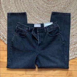 The 90’s Cheeky Straight Jean by Everlane